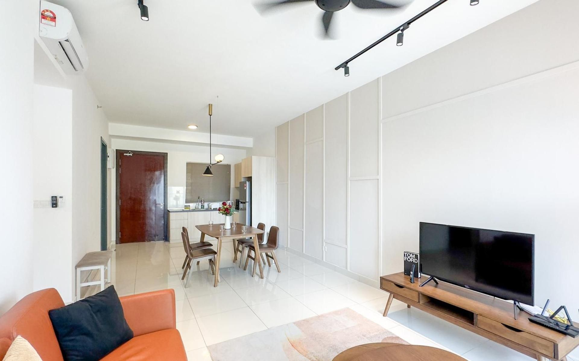 Three-Bedroom Deluxe Apartment