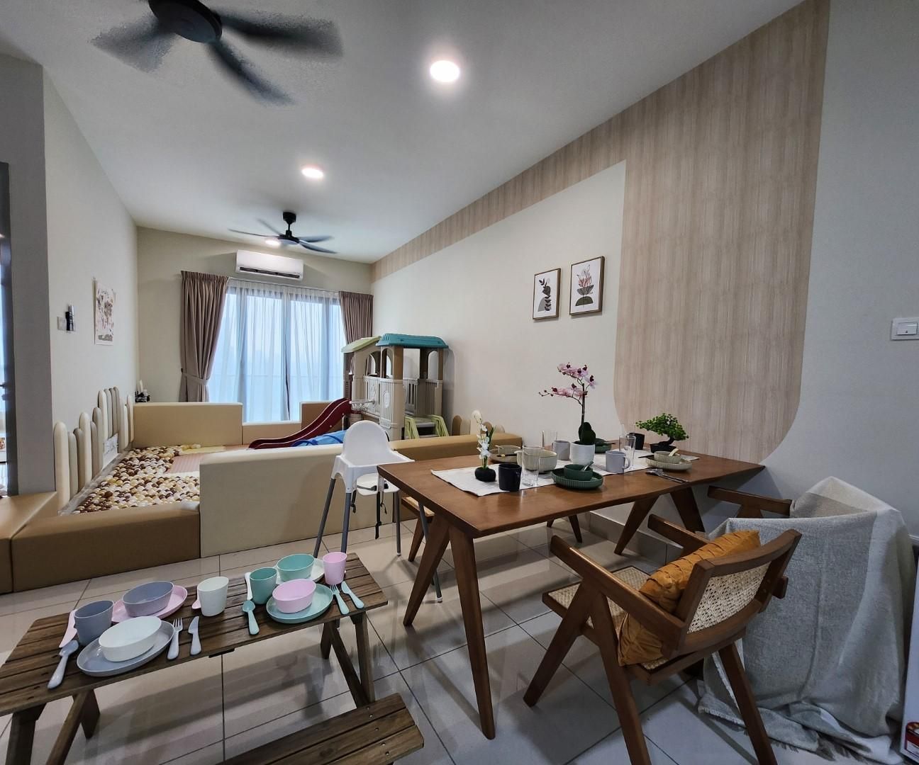 65e3a0860a9942448e8287a7d83ec6d8