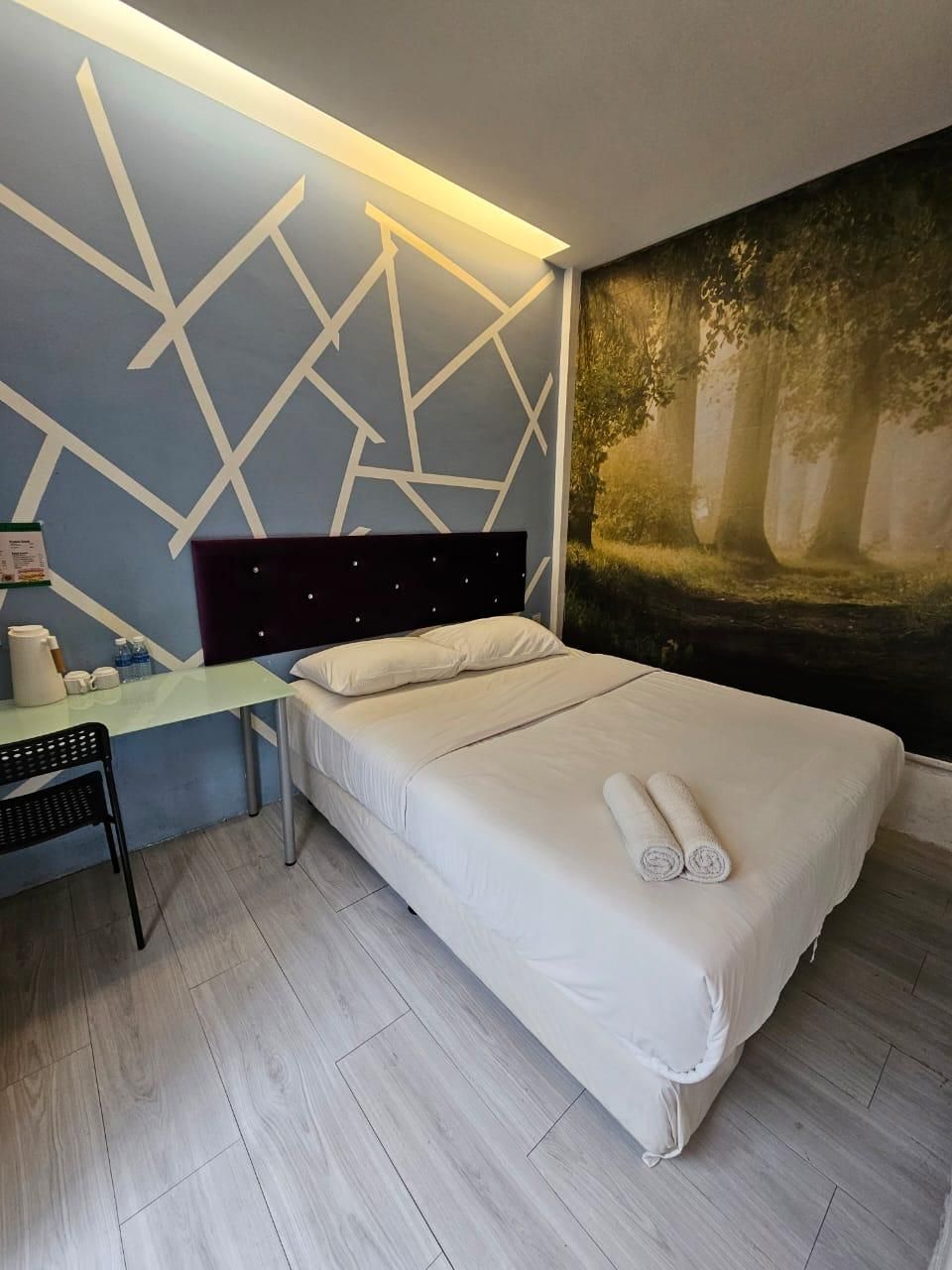 Queen Room