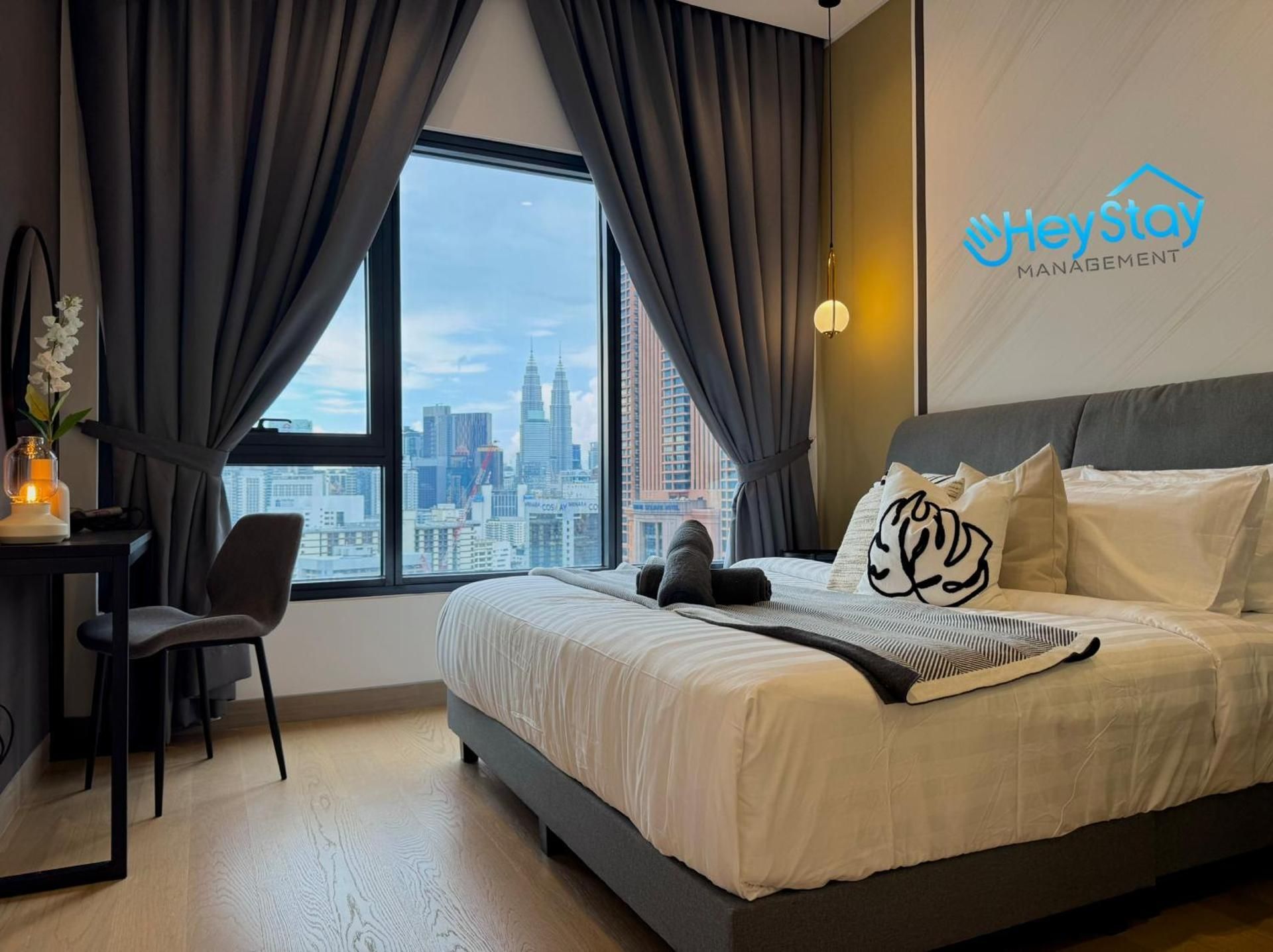 Apartment with View and Balcony