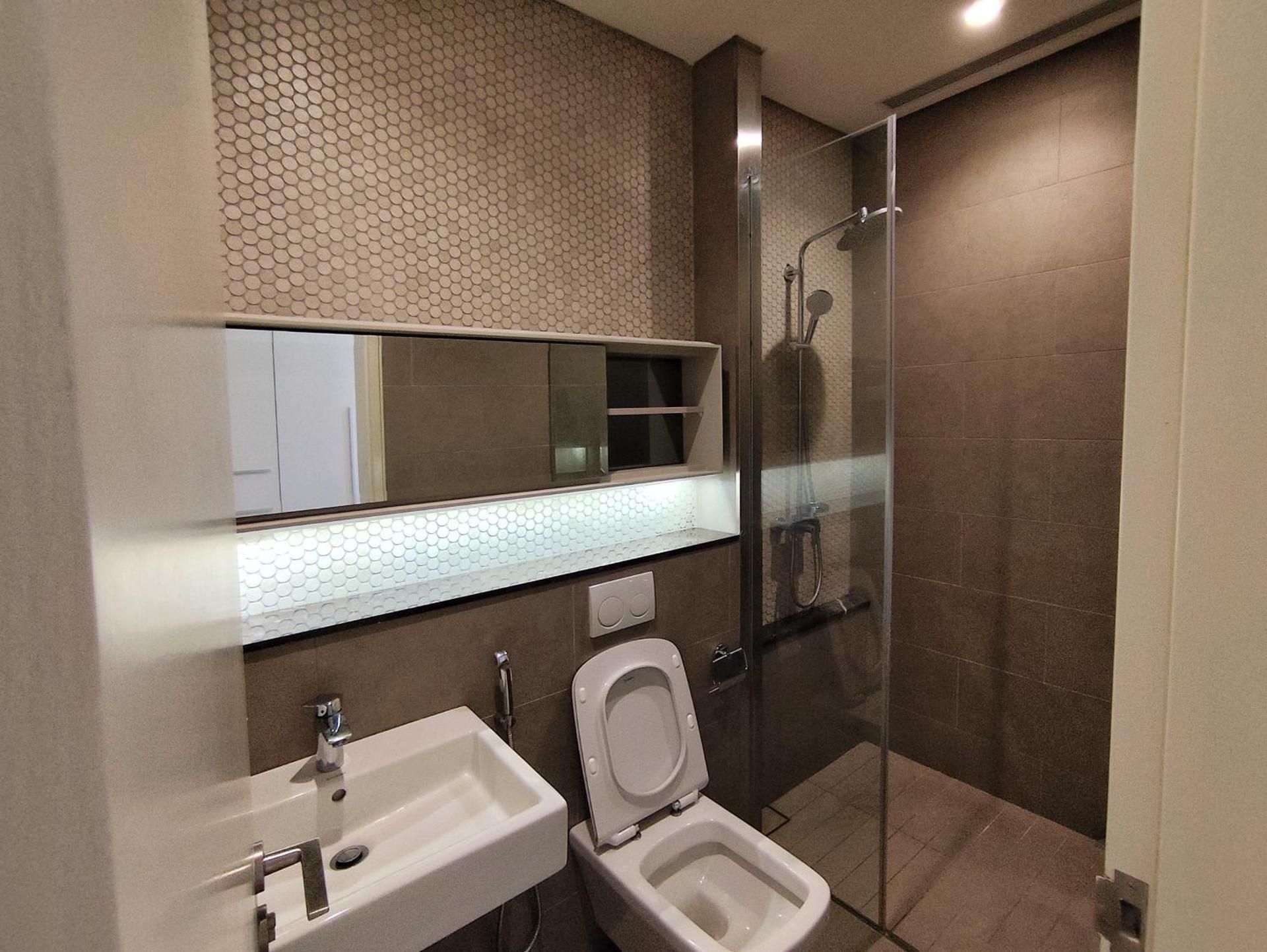 Two-Bedroom Apartment with City View