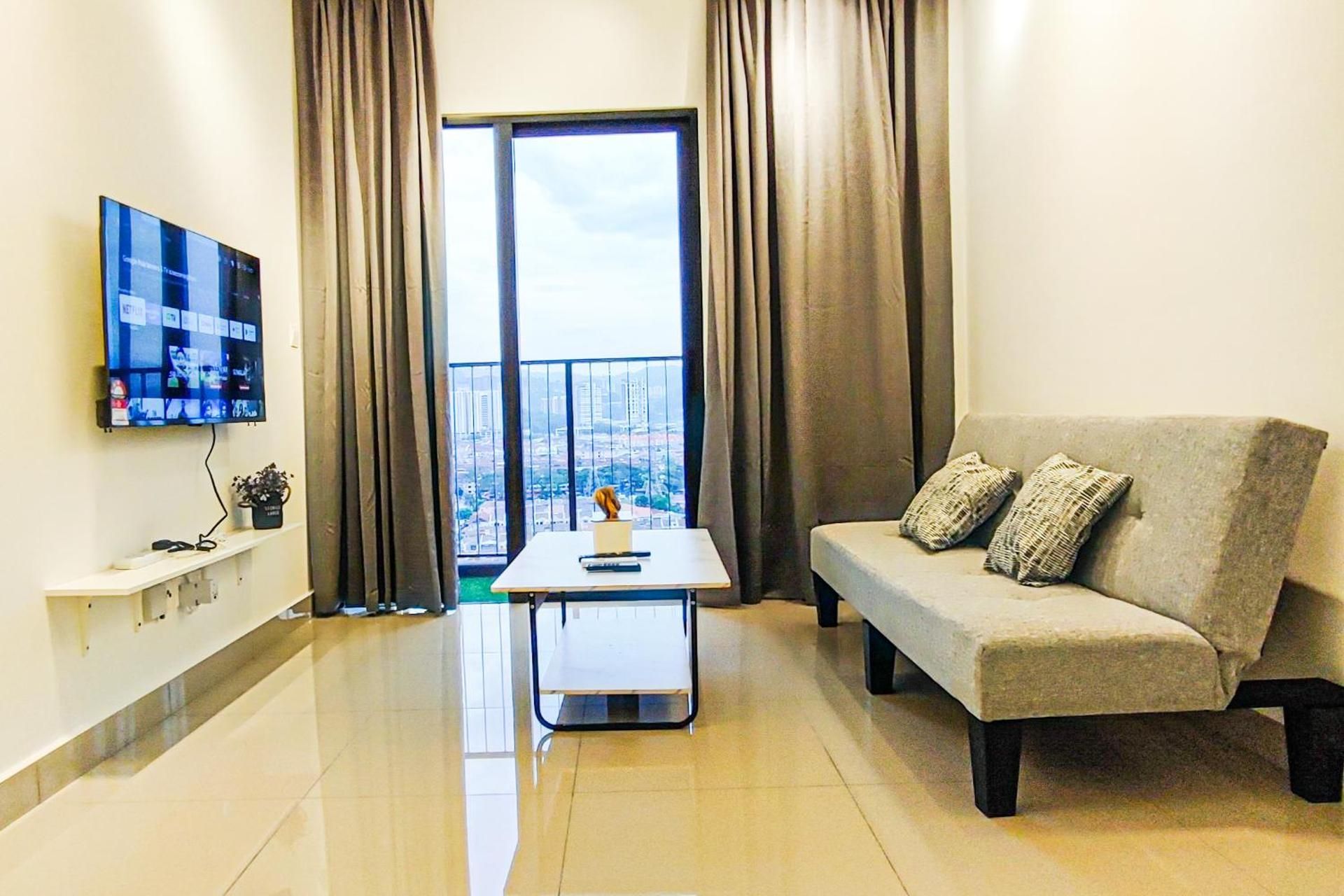 Two-Bedroom Deluxe Apartment with Balcony