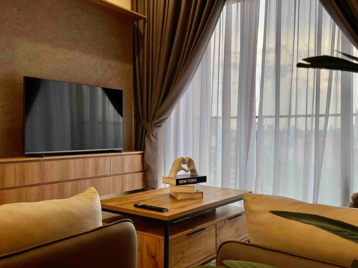 2 Bedroom - 2 Bath Suite