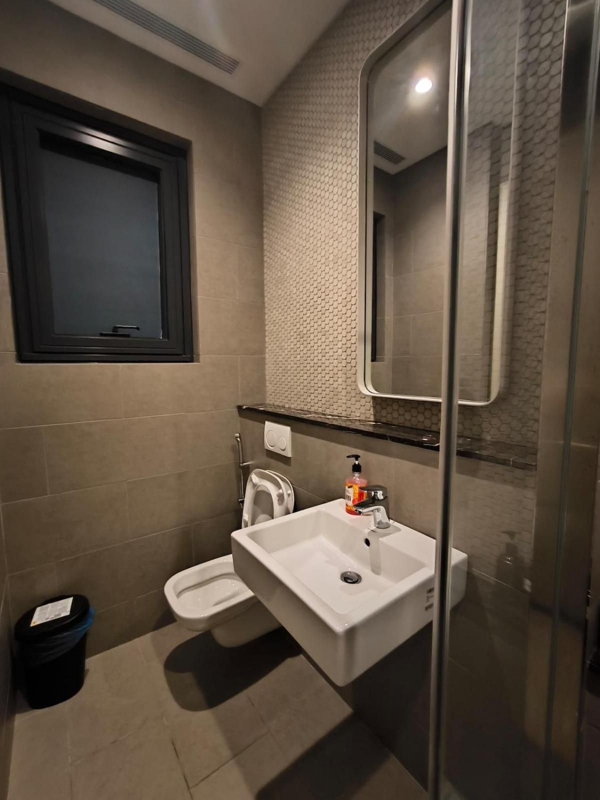Two-Bedroom Deluxe Apartment with Balcony