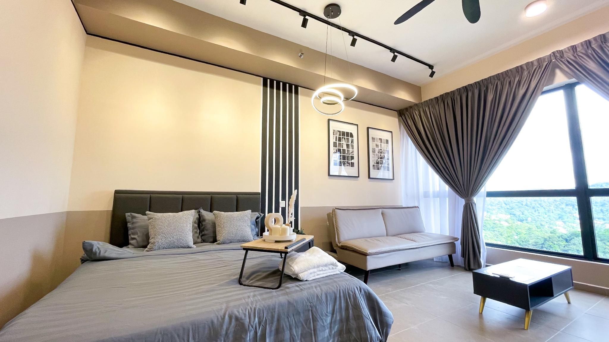 Deluxe Studio Apartment