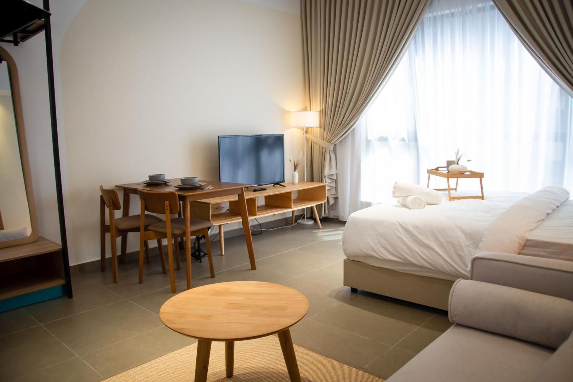 One-Bedroom Apartment