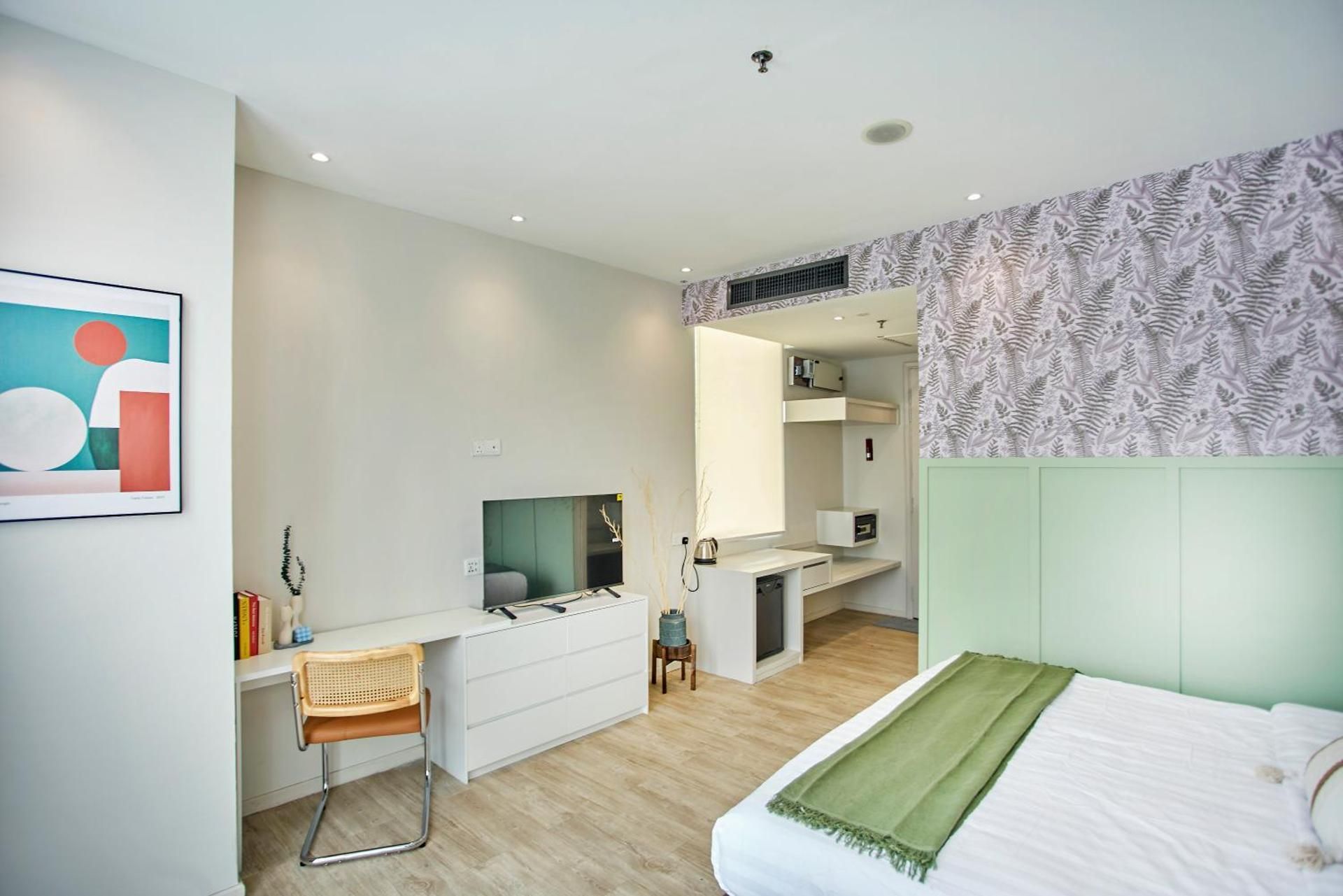 Deluxe Suite