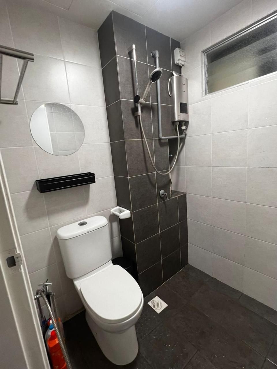 Three-Bedroom Apartment with Balcony