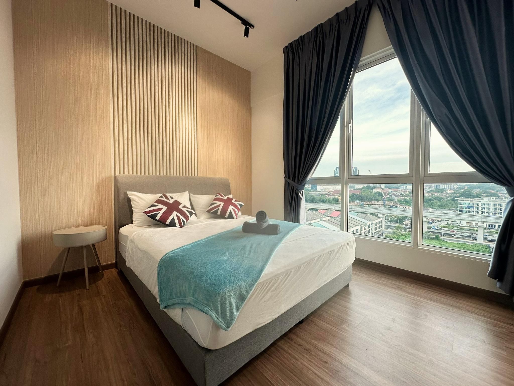 2 Bedroom Deluxe