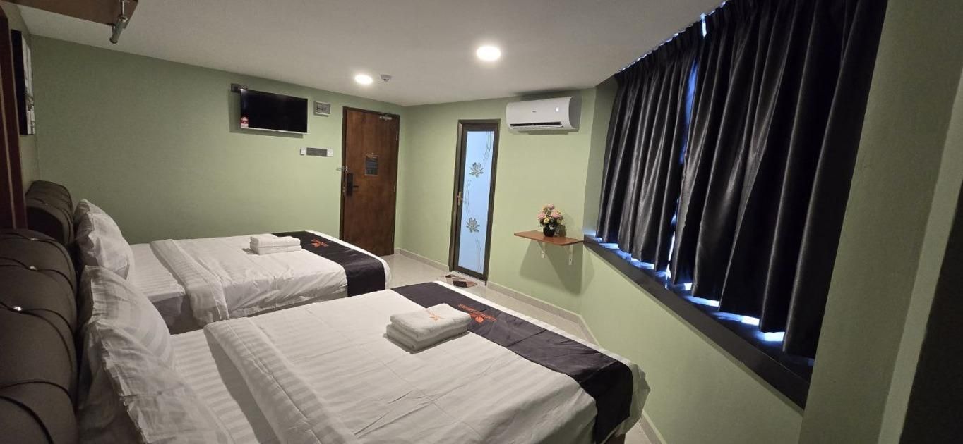 Deluxe Family Room