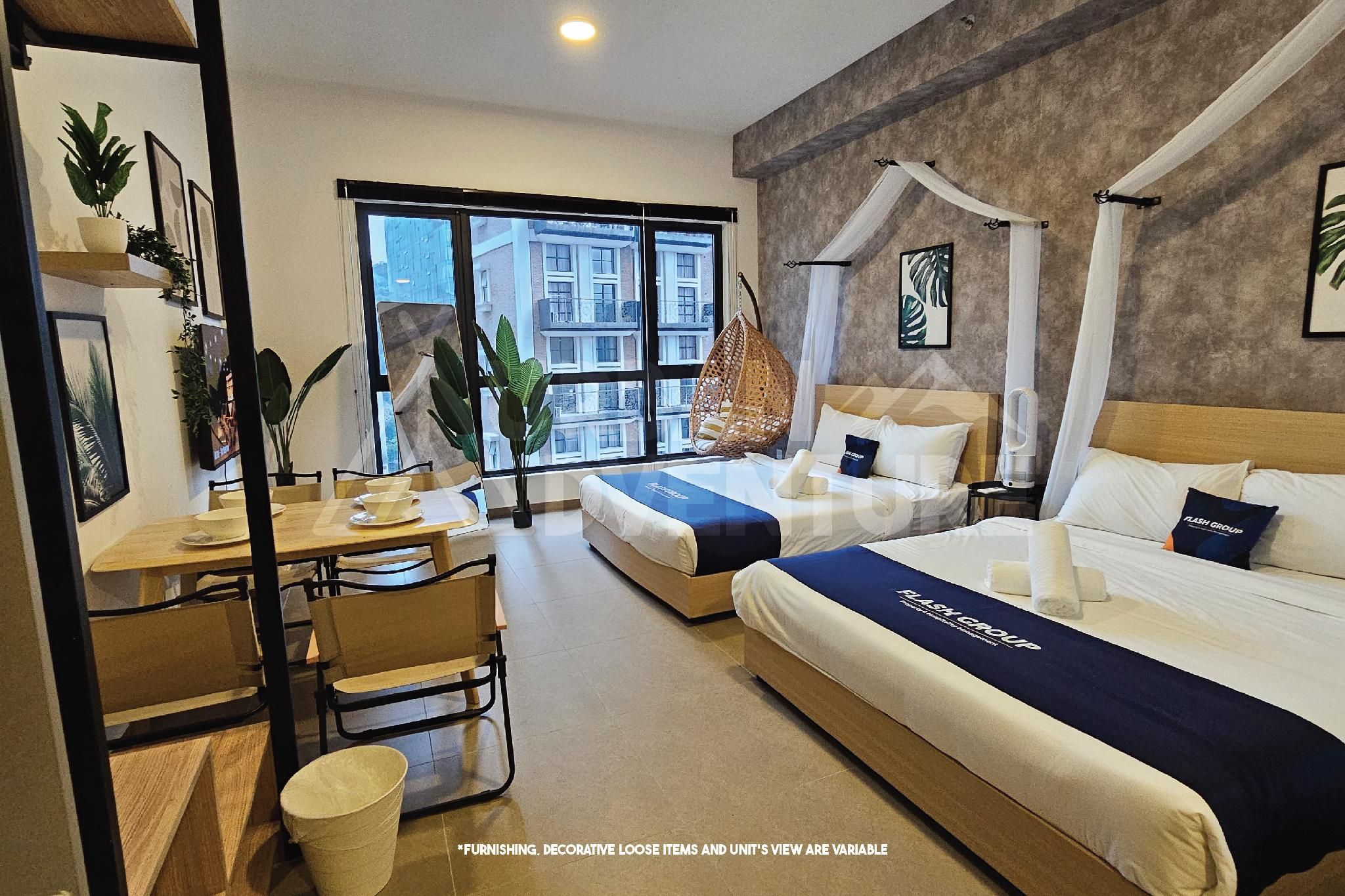 Premium Quadruple Studio