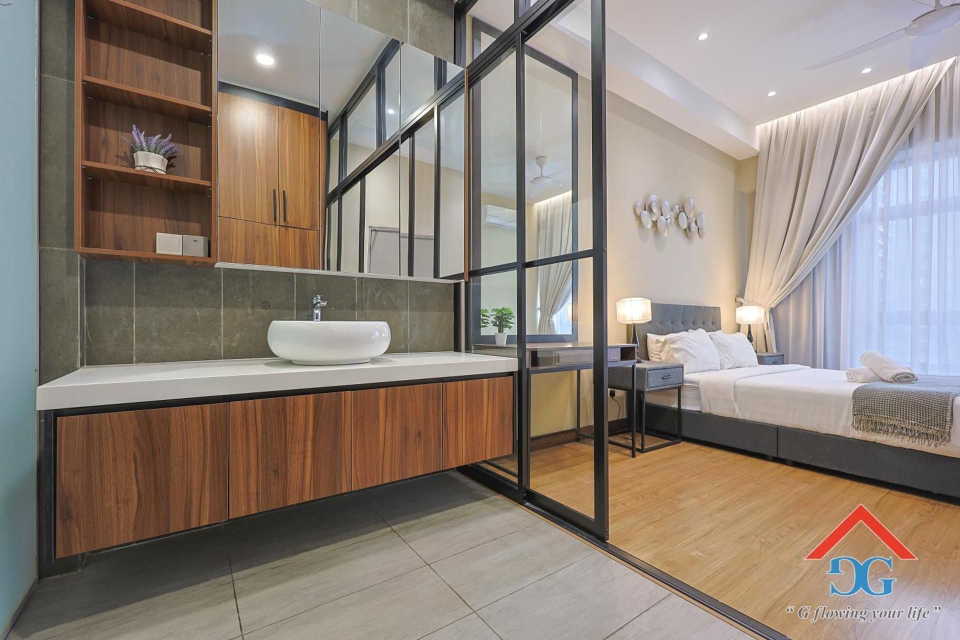 One-Bedroom Deluxe Apartment