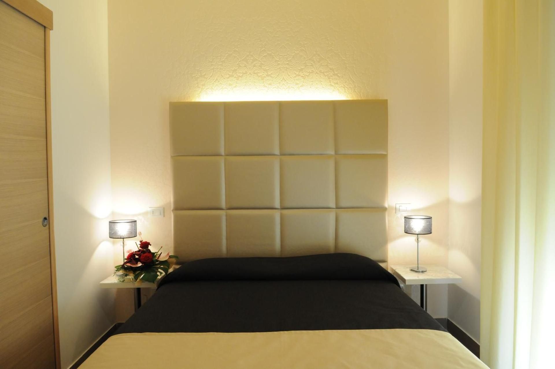 Deluxe Junior Double Room - Single Use
