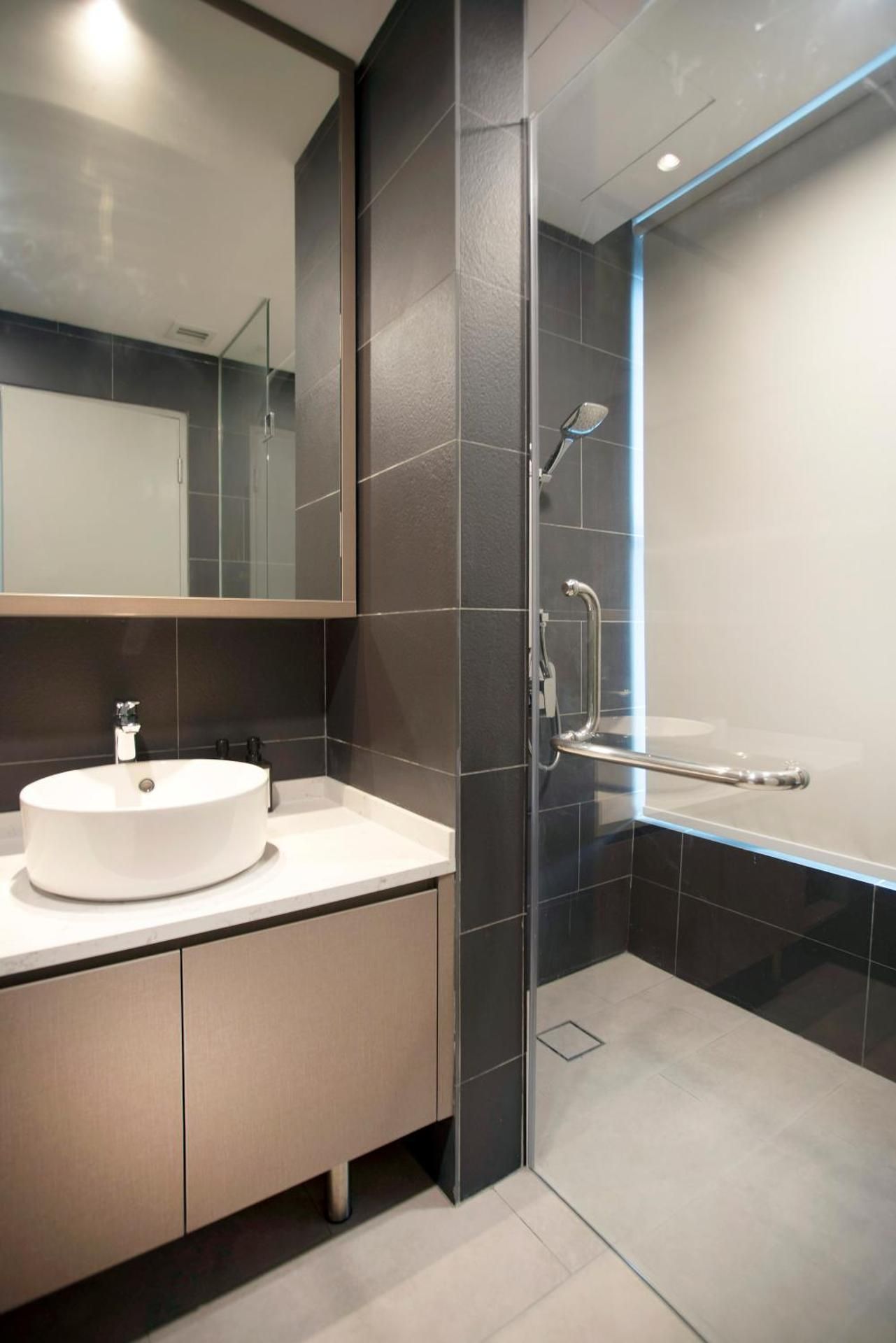 Deluxe One-Bedroom with TRX View