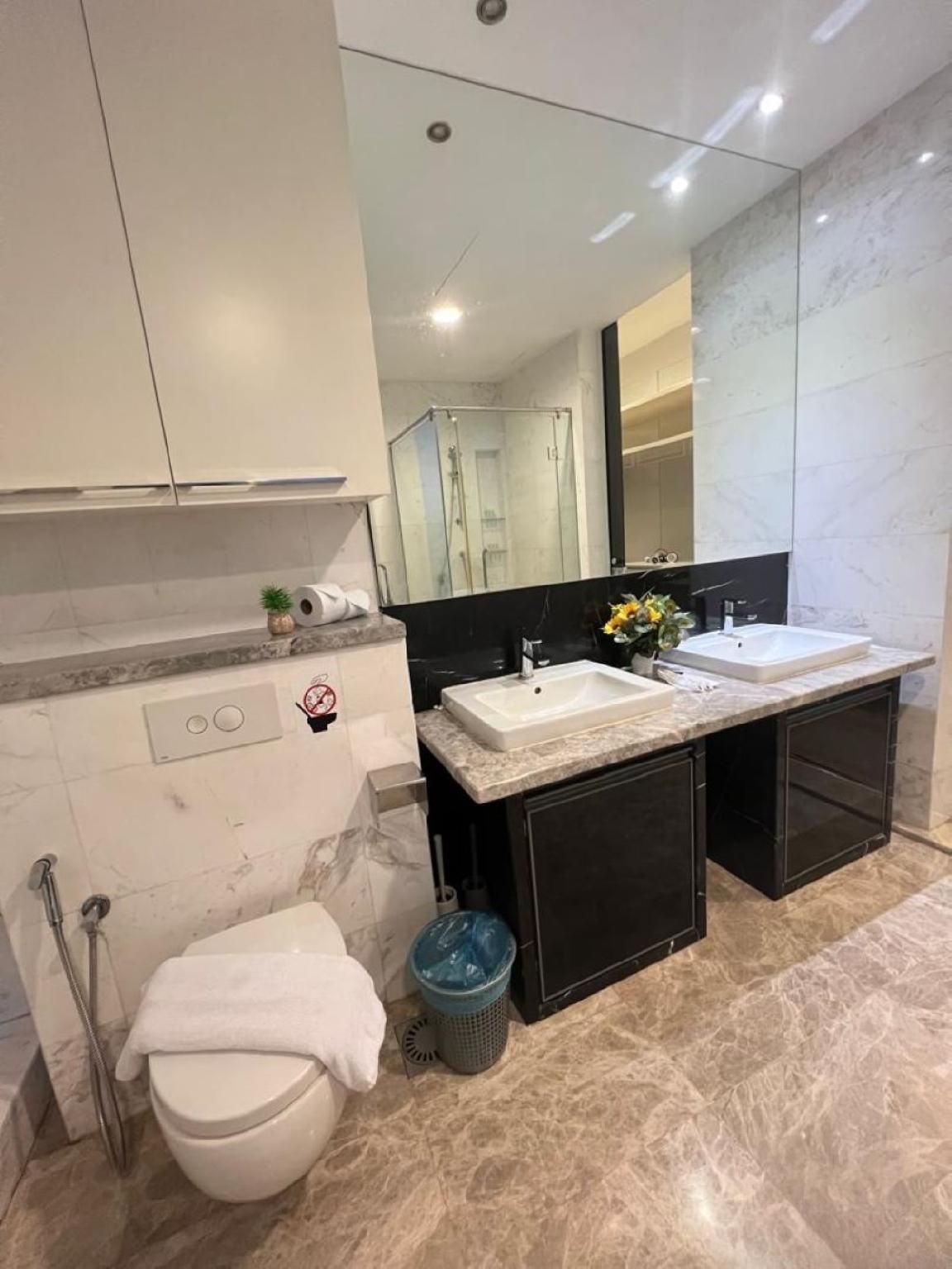 Deluxe Junior Suite with City View