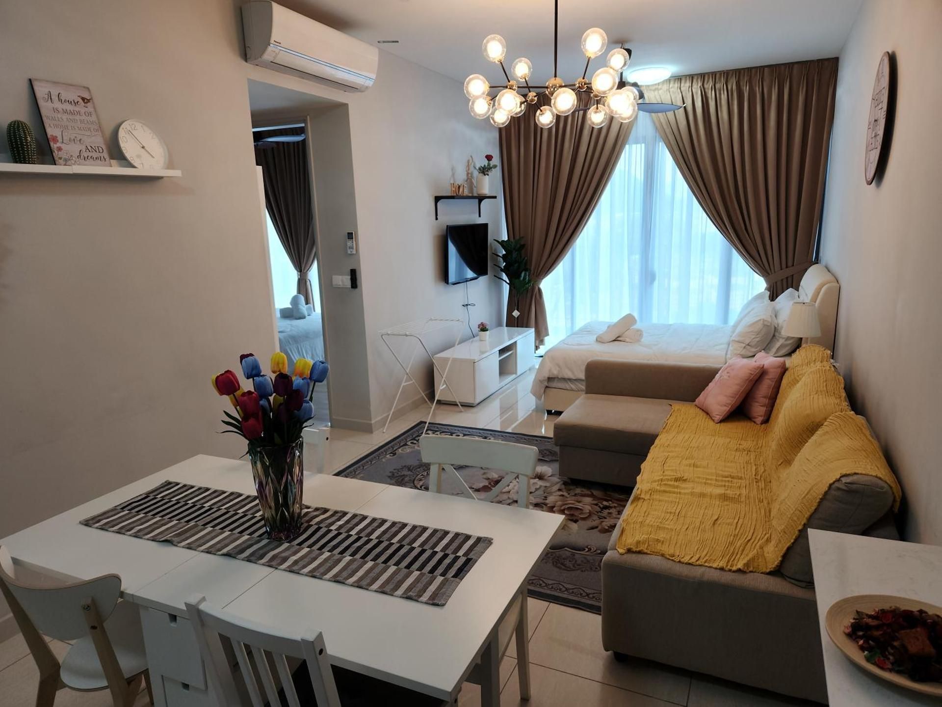 One-Bedroom Apartment