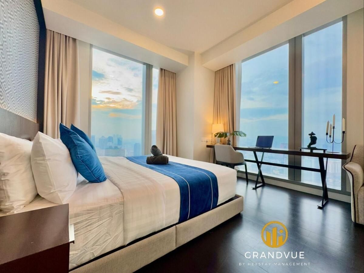 Three-Bedroom Deluxe Apartment