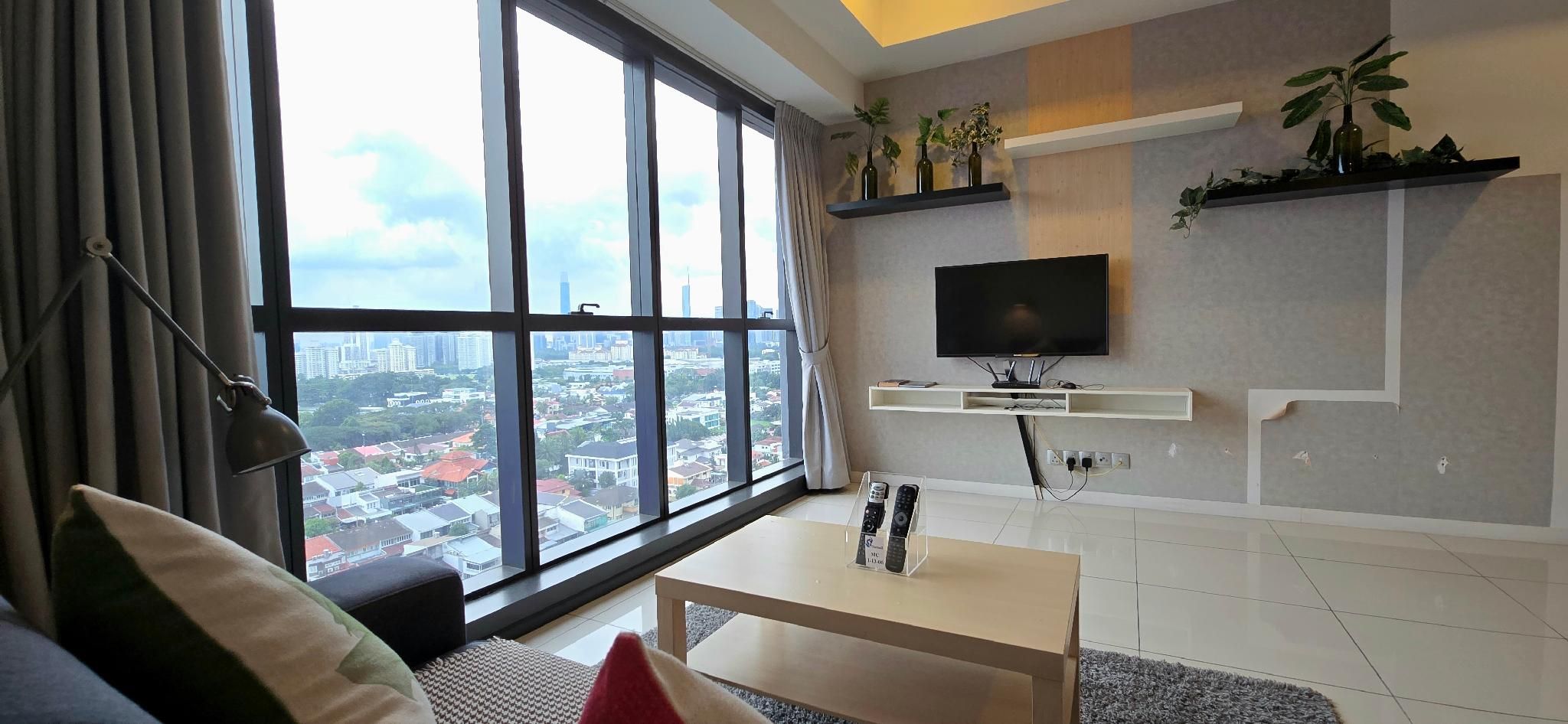 1 Bedroom Deluxe Suite Twin Tower KLCC View
