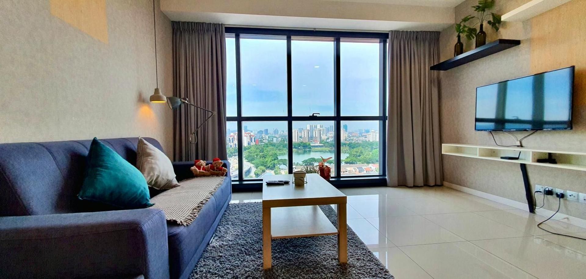 Suite with Lake View