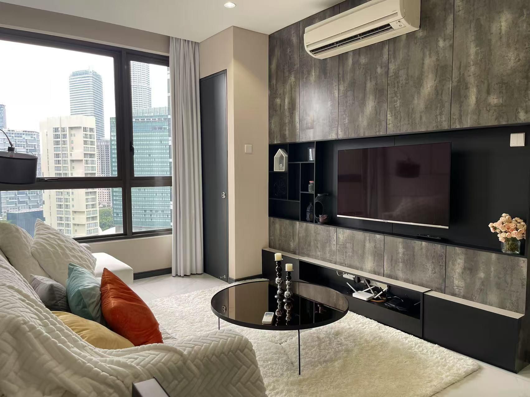 Deluxe Two Bedroom Apartment