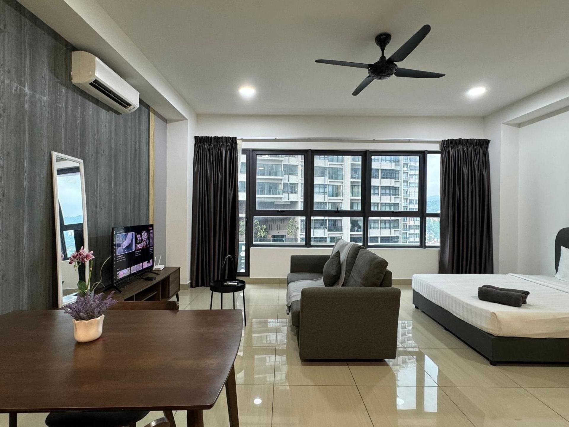 Studio Apartment
