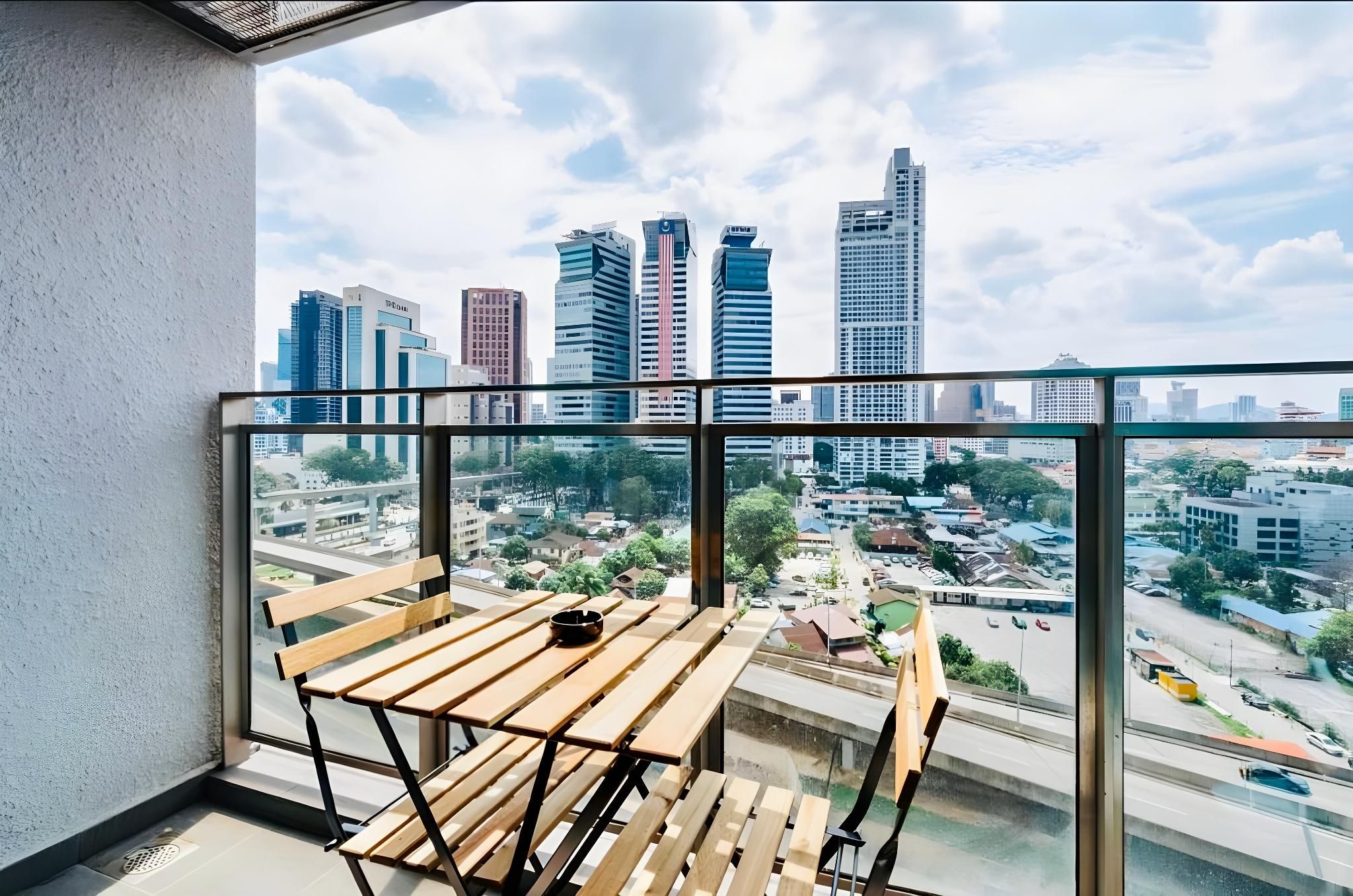 Premier City View Room