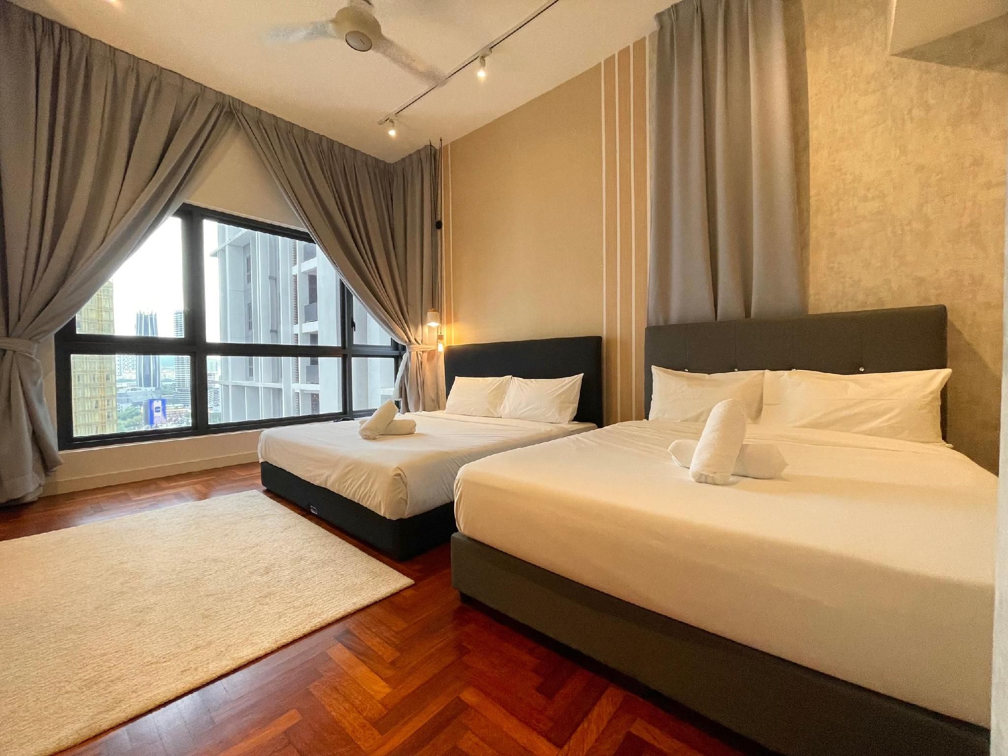 Premier Deluxe Balcony