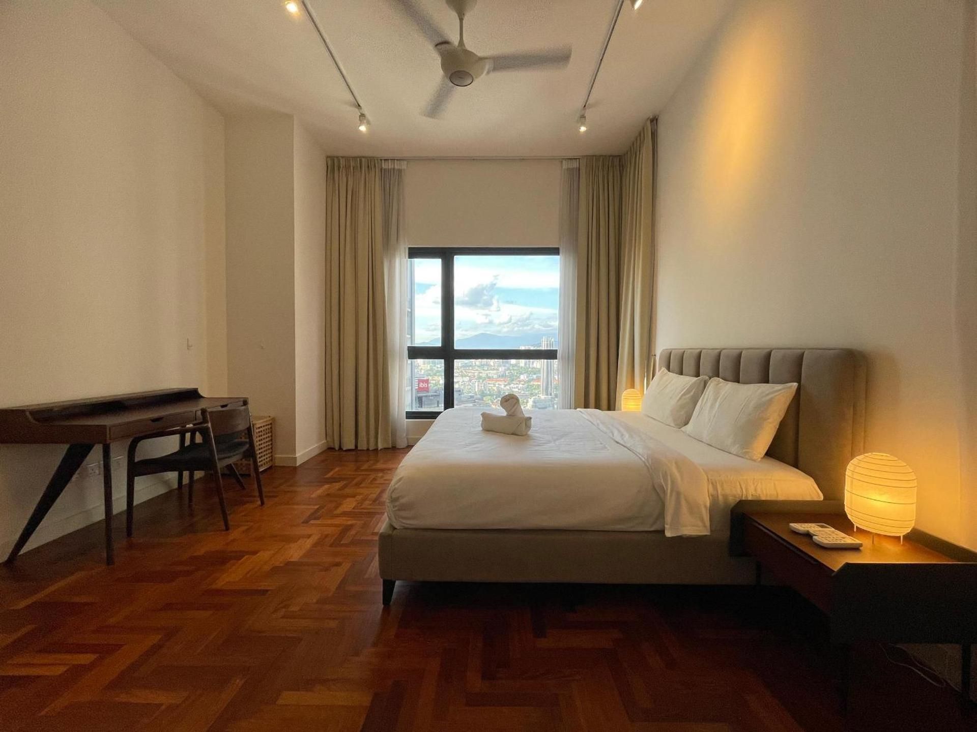 The Mews KLCC by PILLOWTALKS 3 Bedroom Master Suite - High Floor