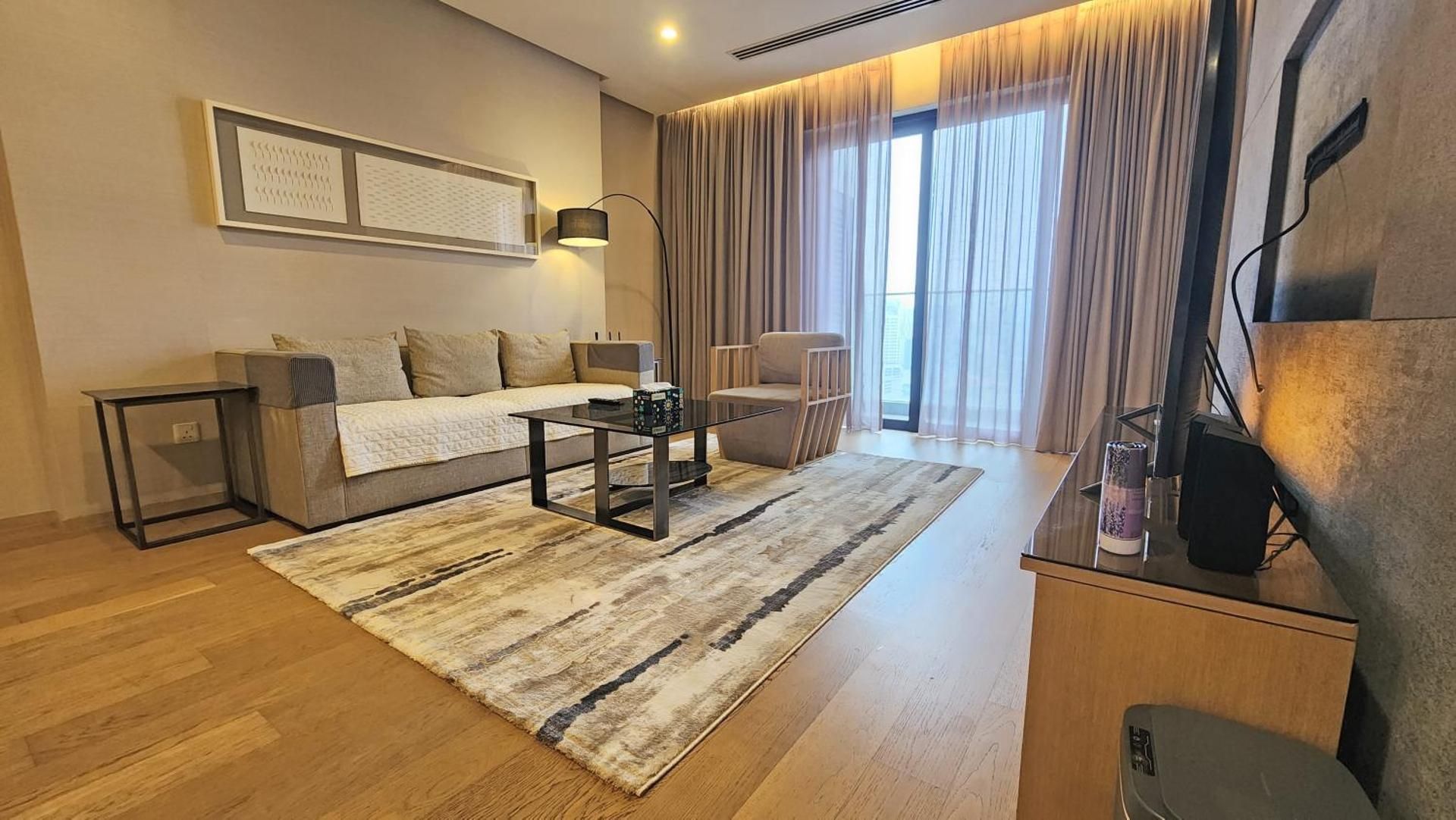 Apartment with Balcony