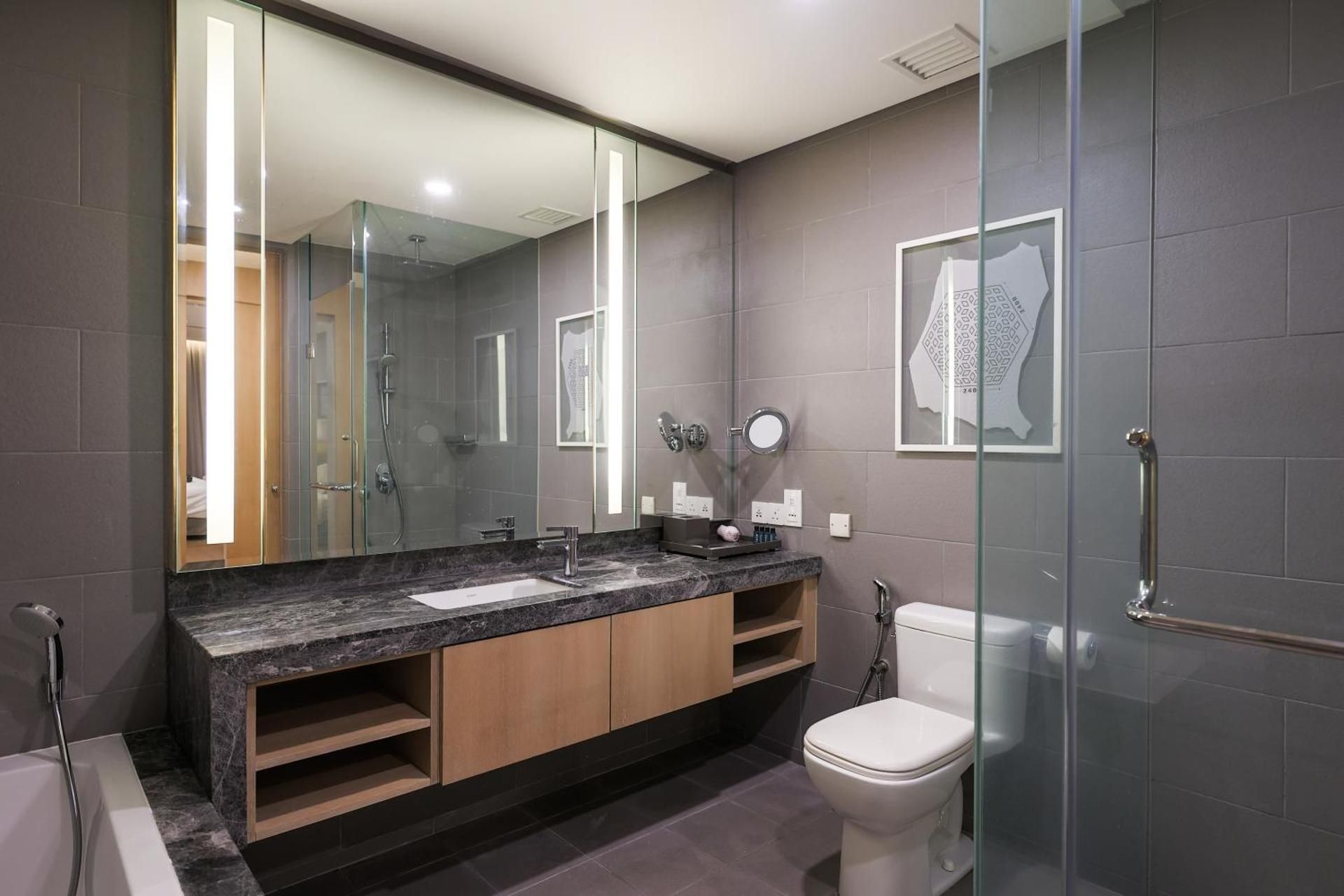 DELUXE APARTMENT