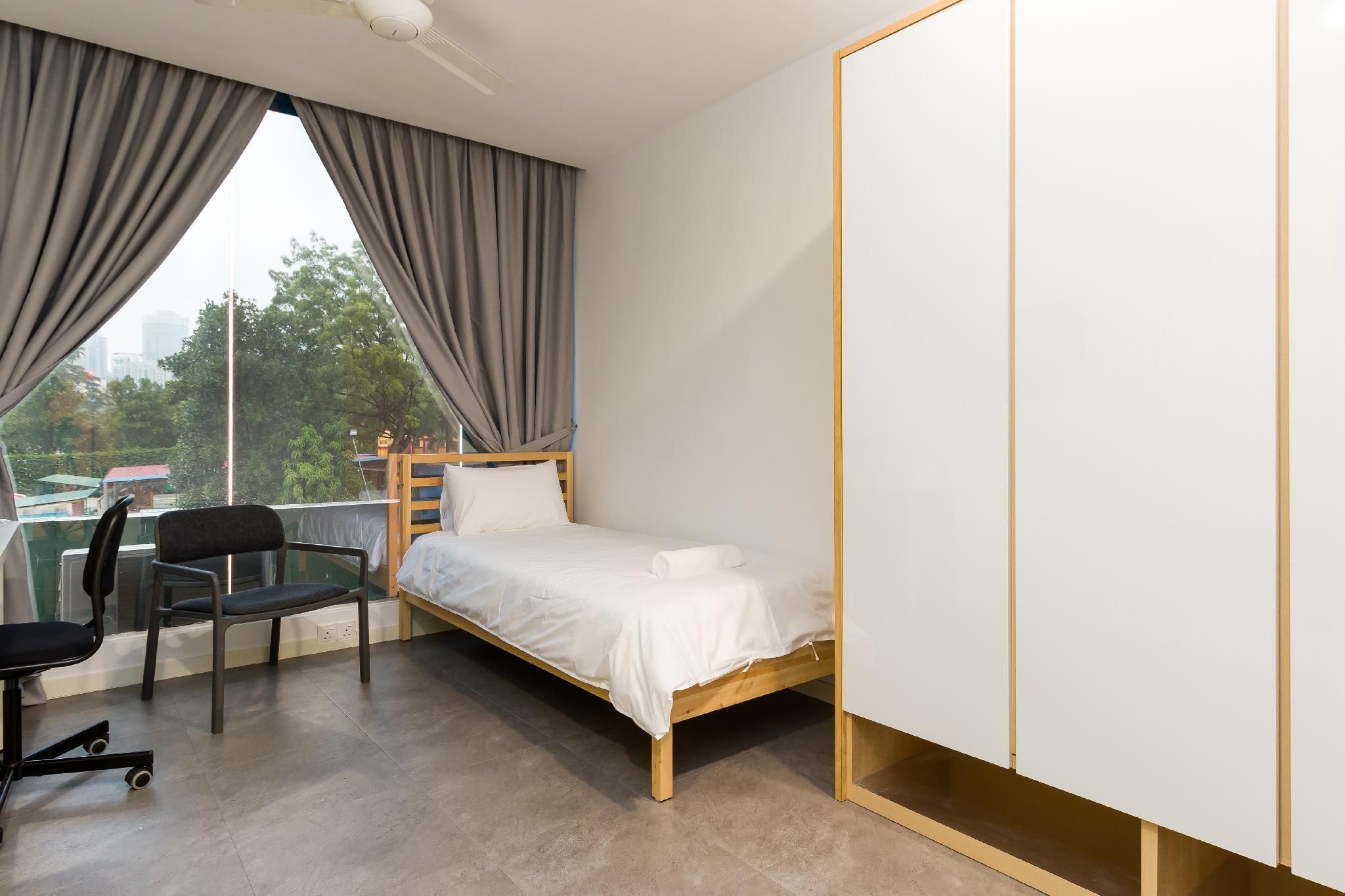 Upstairs Downstairs Coliving Kampung Pandan Single bed room 2