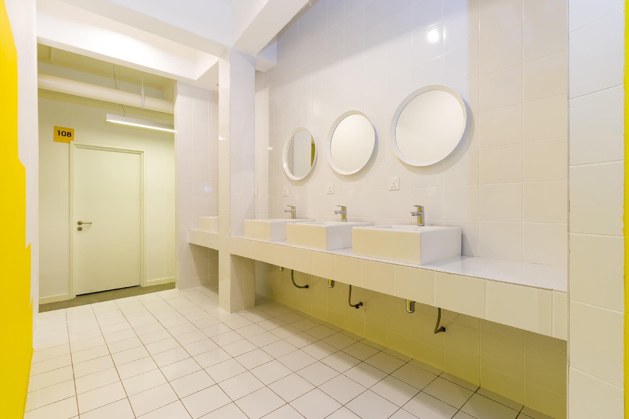 Upstairs Downstairs Coliving Kampung Pandan Single bed room 3