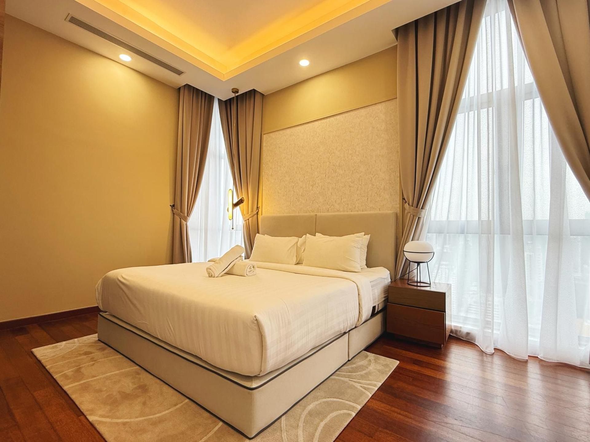 One-Bedroom Deluxe Apartment