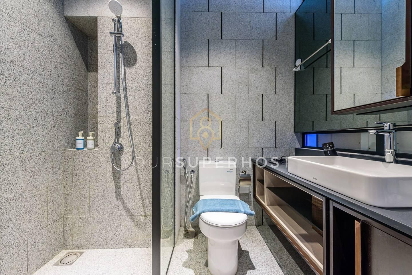 Scarletz Suites near KLCC by YourSuperhost King Suite 3