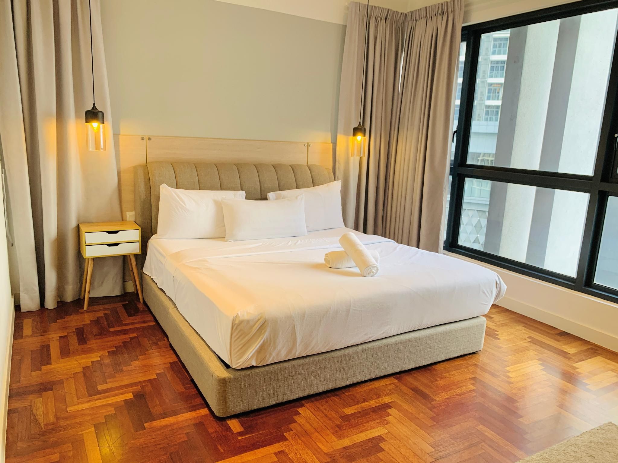 Two-Bedroom Family Suite, Bathtub, Kitchen and Balcony with Street and City Views