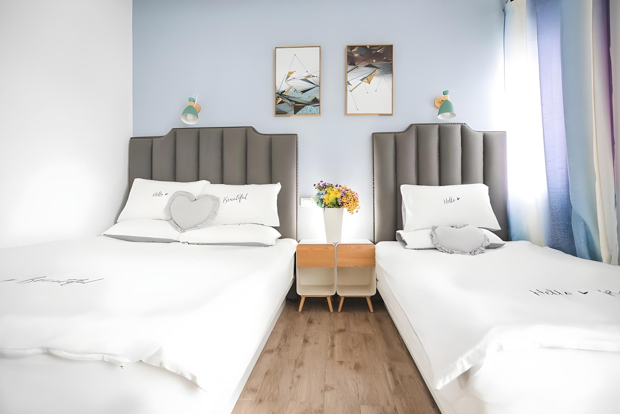 Oasis Boutique House Family Room 2