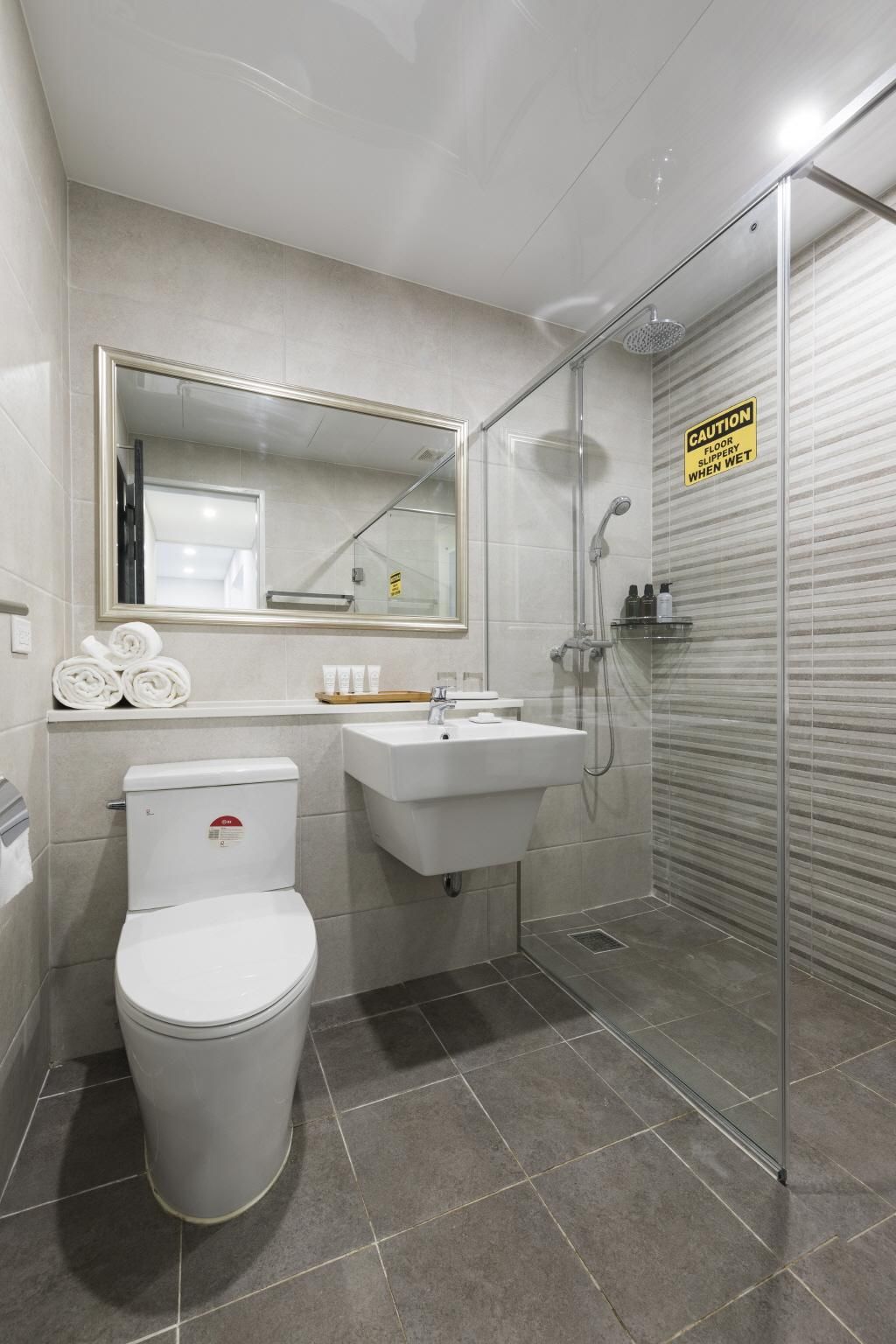 Pacific Palm Resort Grand Premium Suite 2