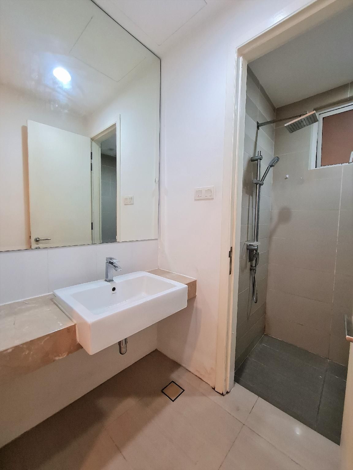 2 Bedroom - 2 Bath Suite