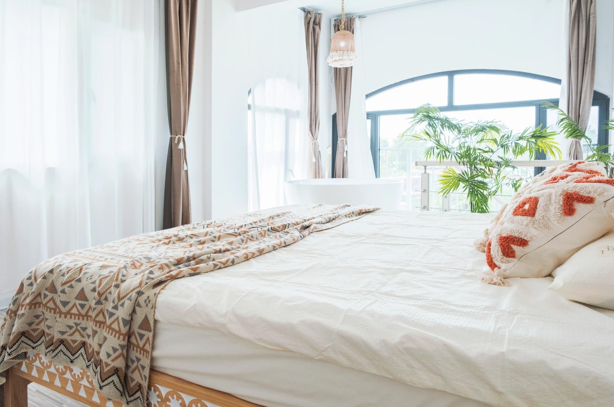 Ocean View Loft Suite with Jacuzzi and Terrace