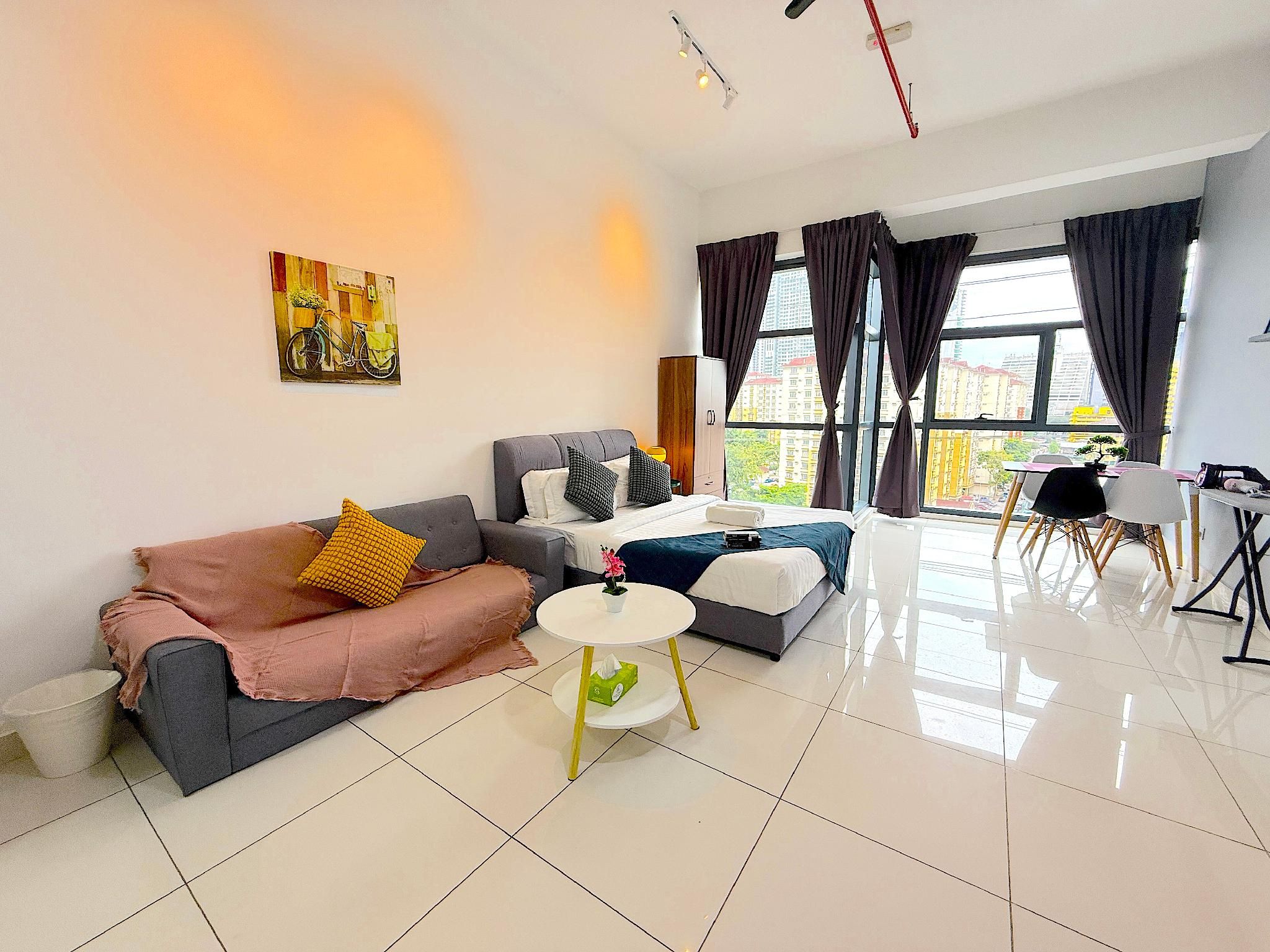 Studio - Entire house or apartment