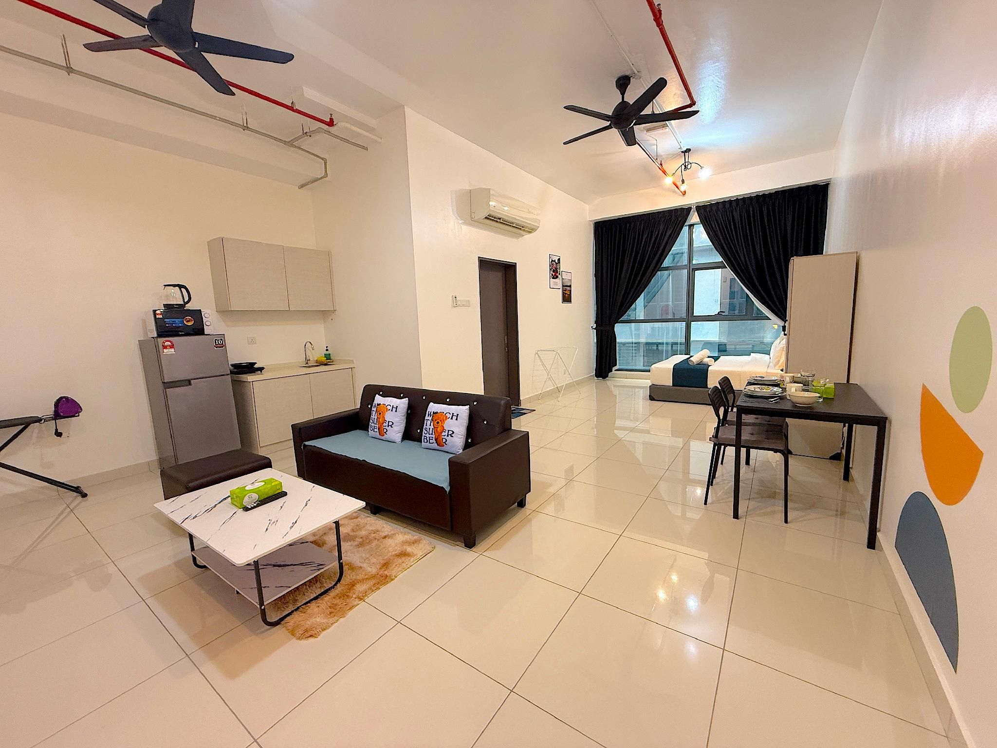 Studio Apartment with Kitchen