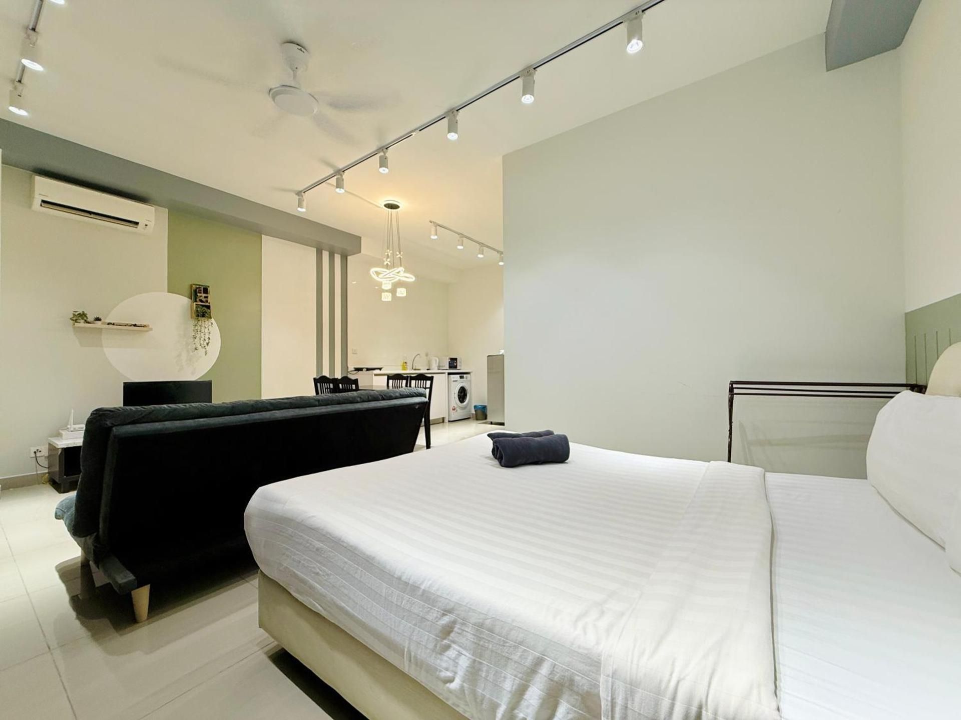 Studio Apartment