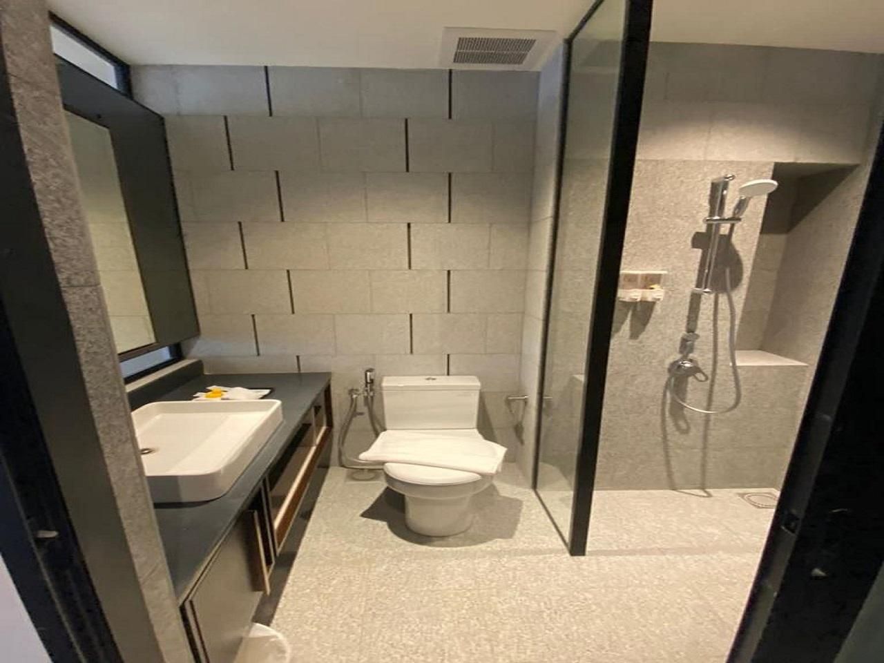 Deluxe King Studio
