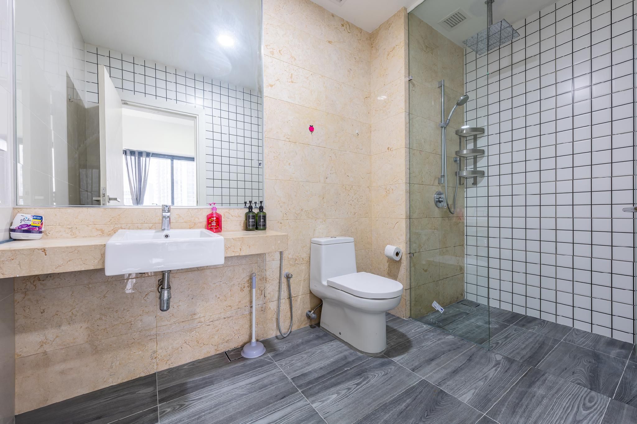 2 Bedroom 2 Bathroom