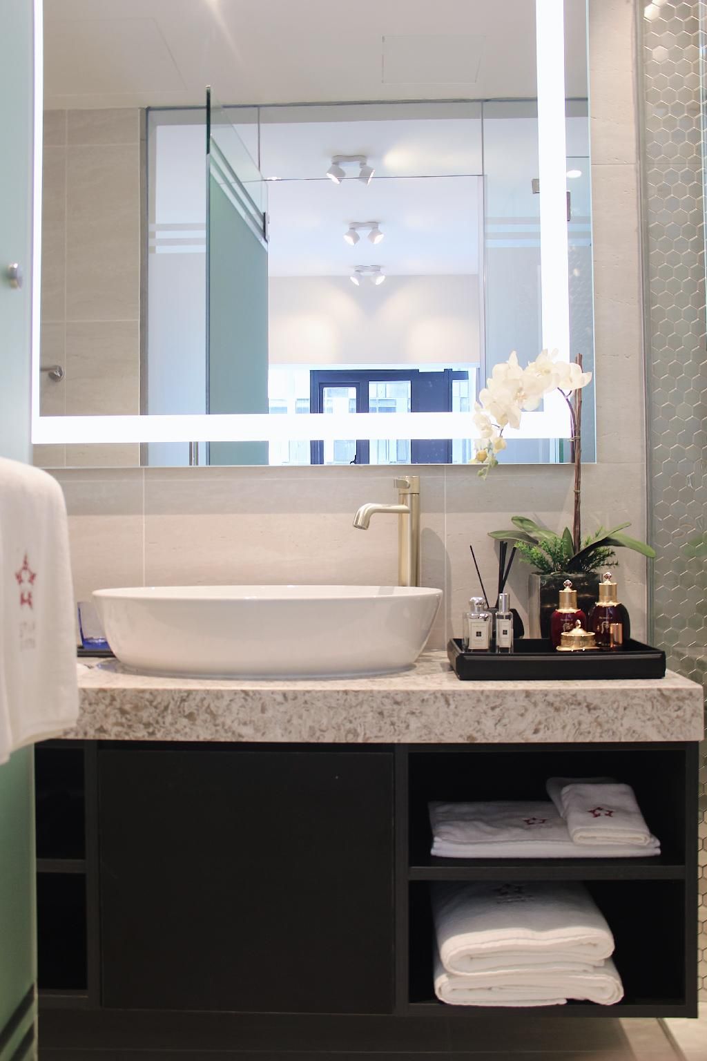 Deluxe 2-Bedroom Suite