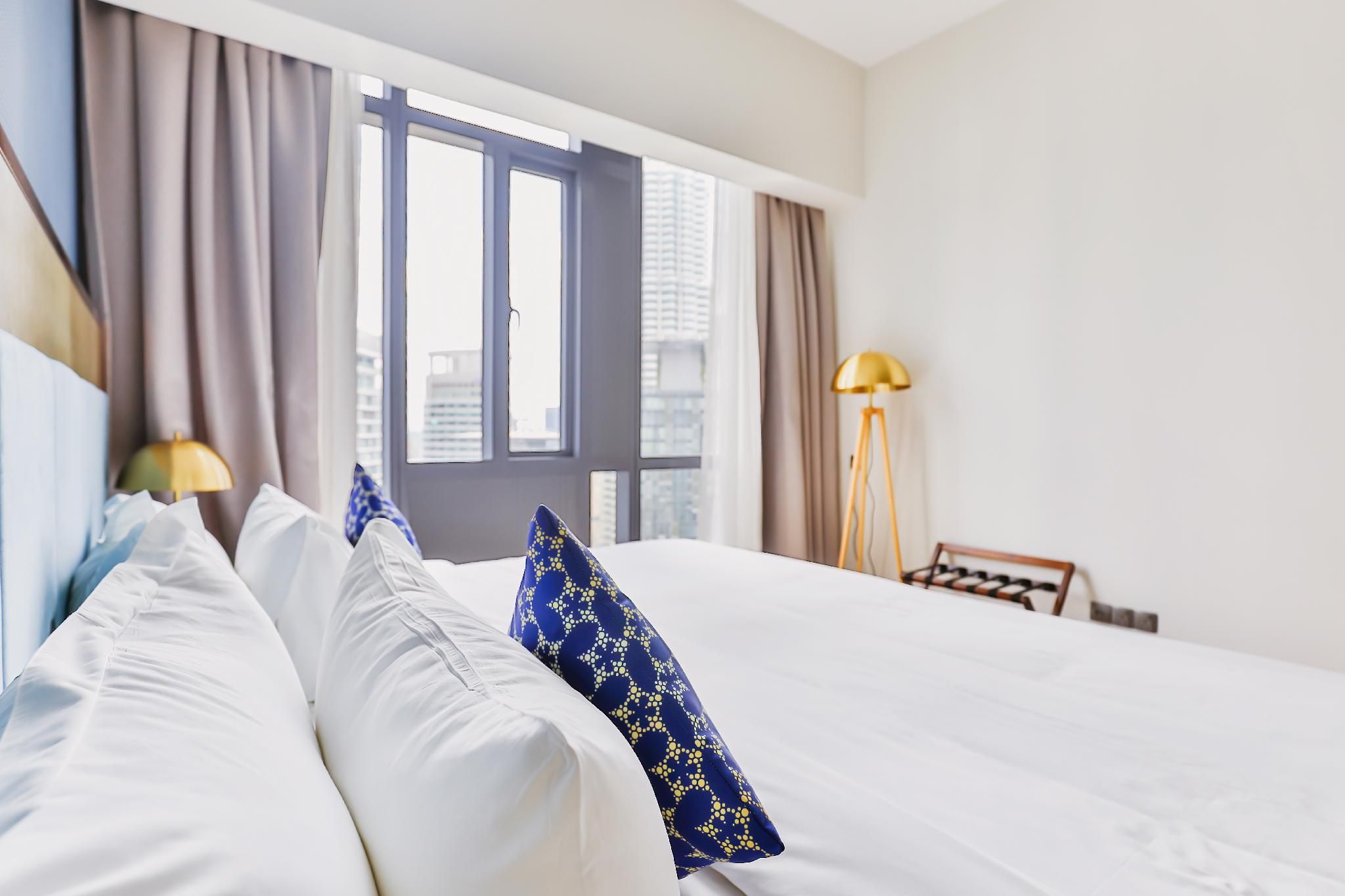 Deluxe 2-Bedroom Suite