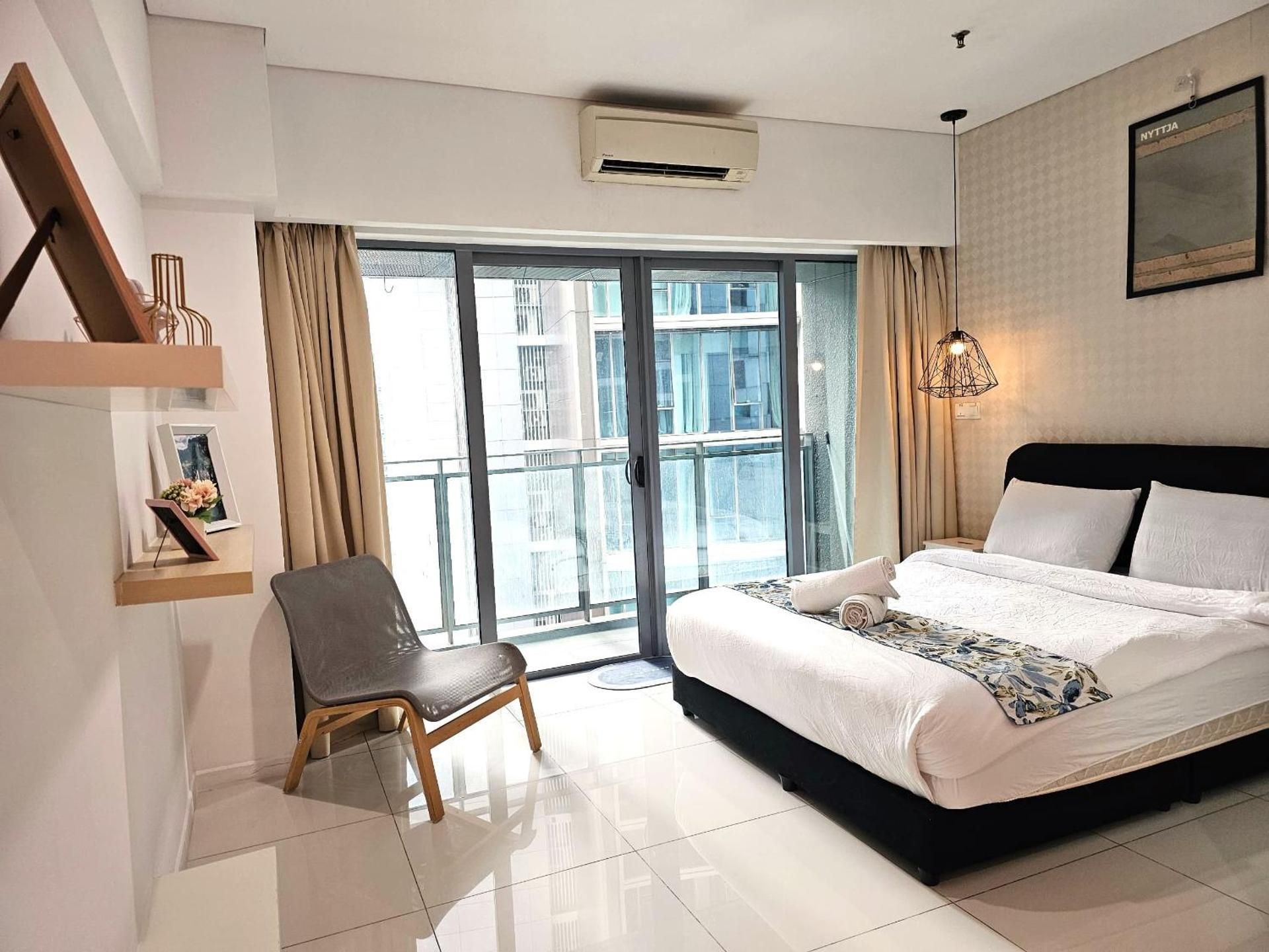 Studio Apartment
