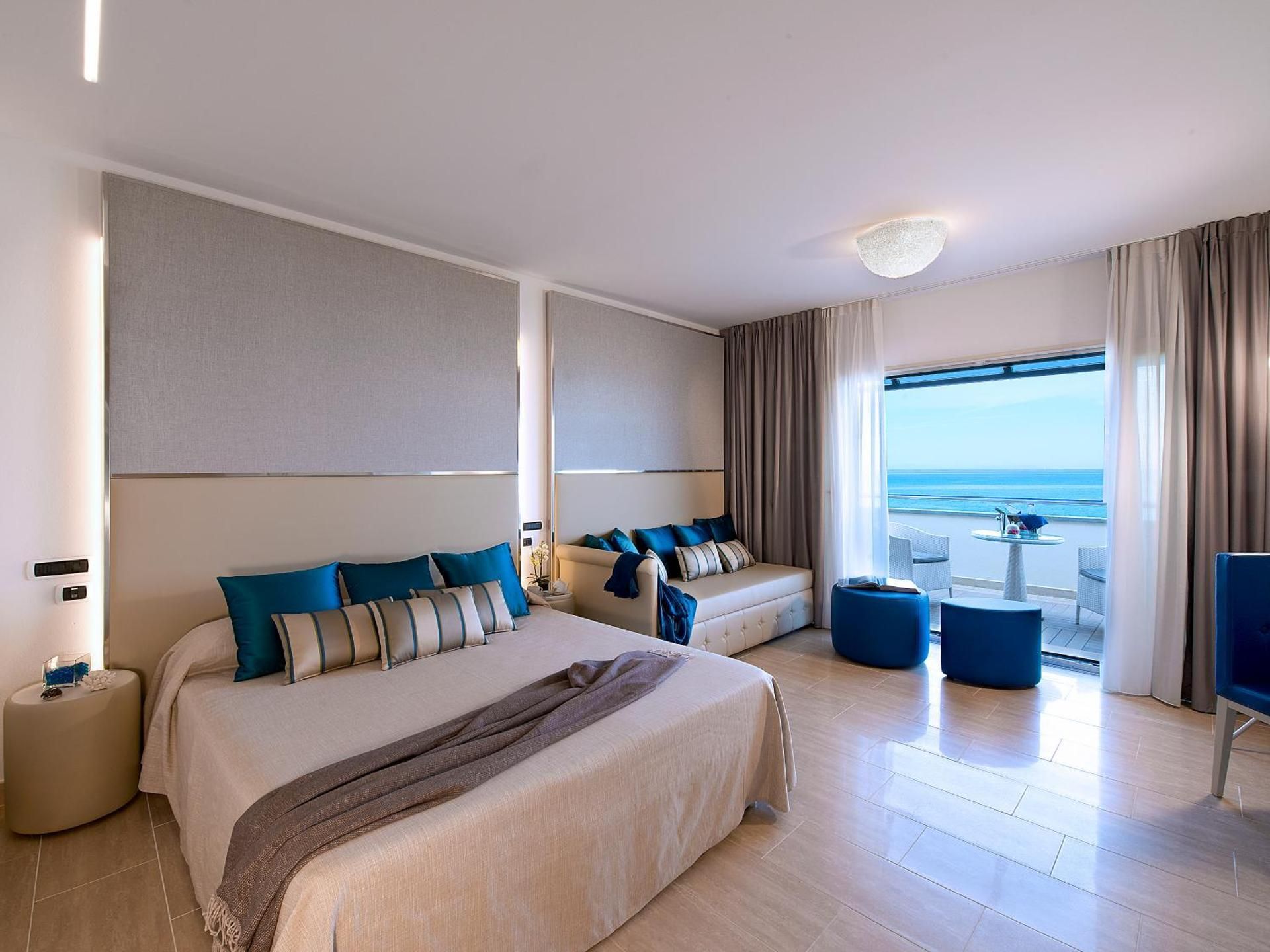 Superior Double or Twin Room with Sea View