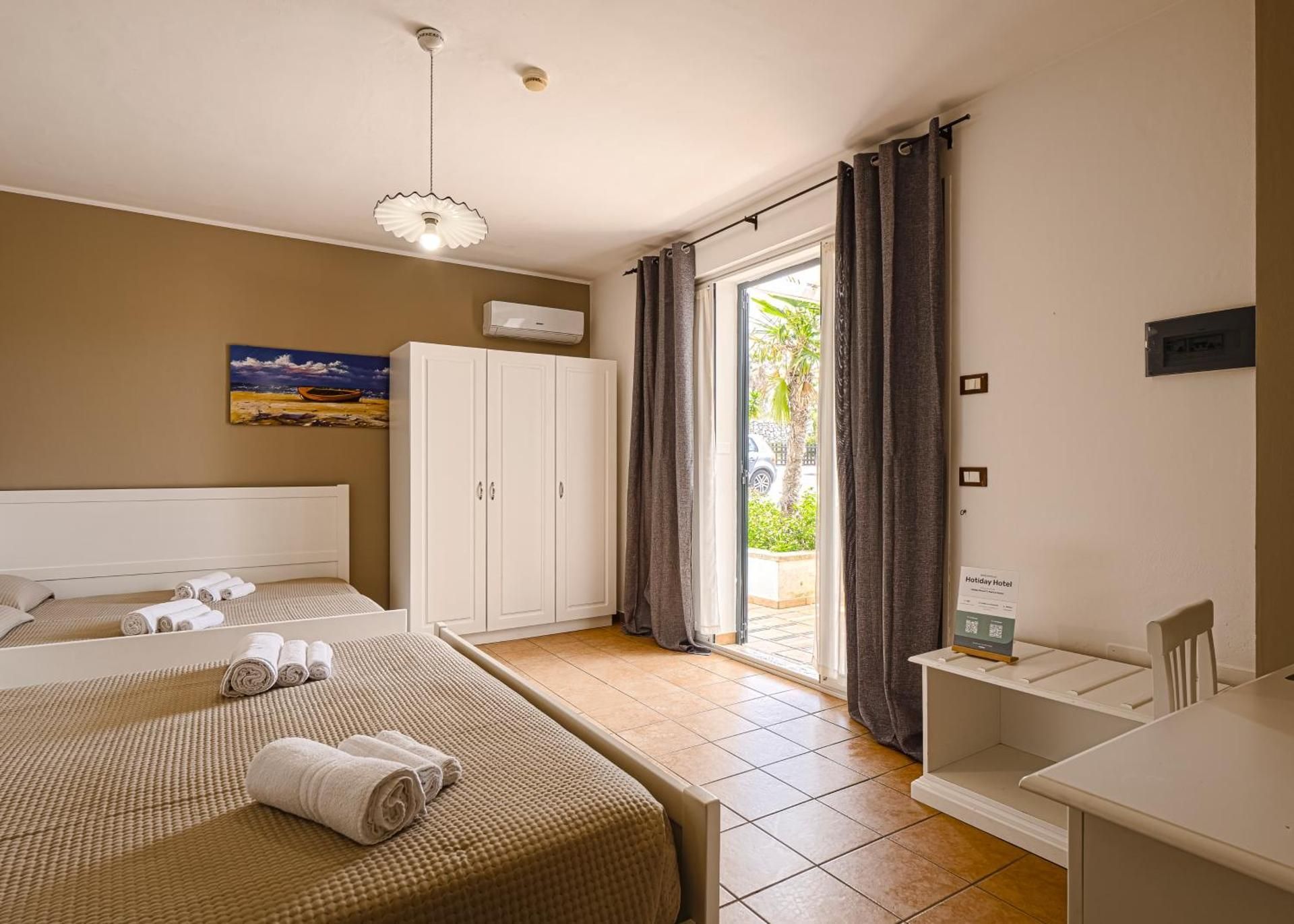 Deluxe Quadruple Room