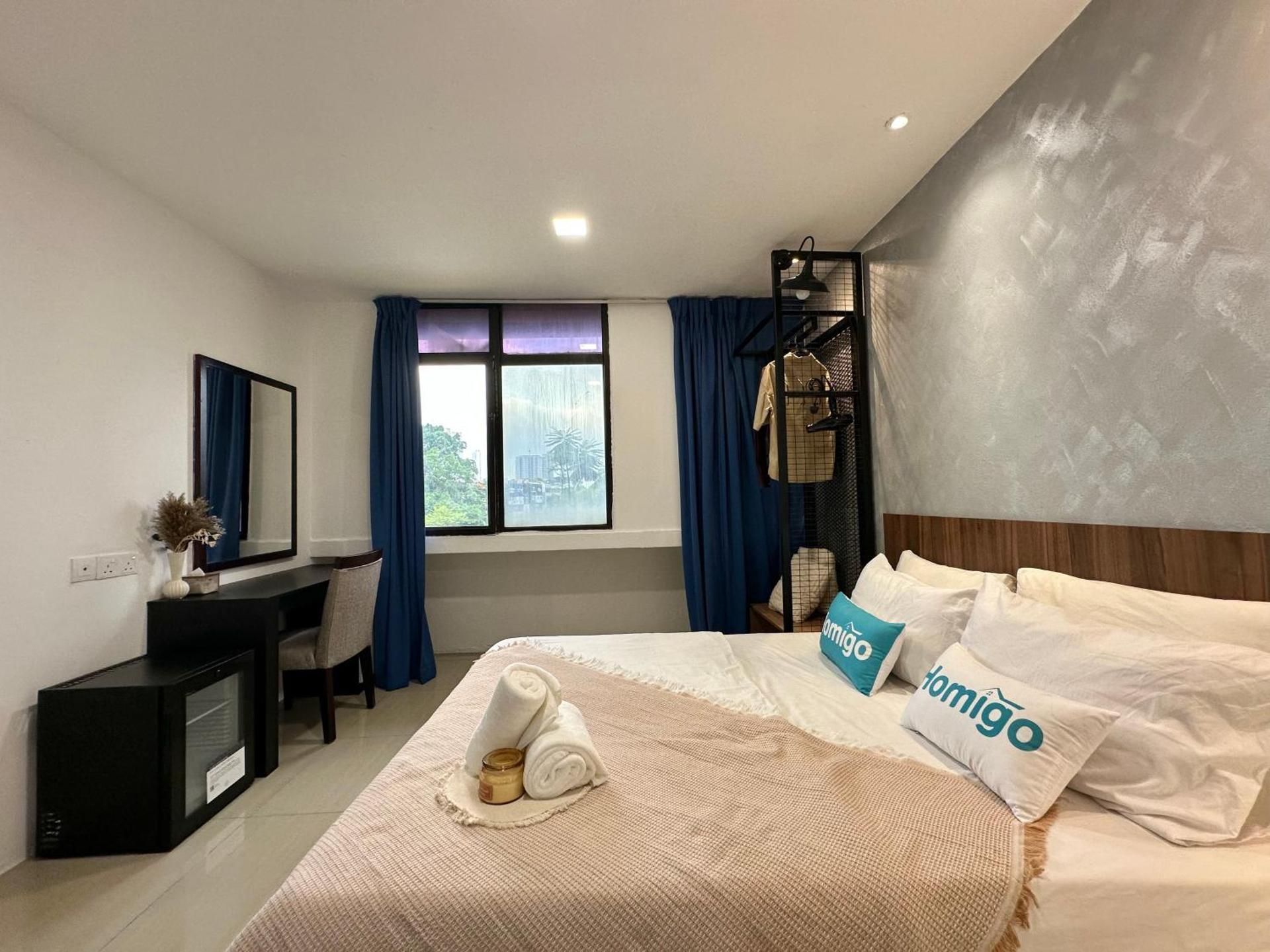 Deluxe Queen Room